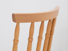 Lataa kuva Galleria-katseluun, Pinnatuoli