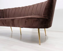 Lataa kuva Galleria-katseluun, 2,5-istuttava kangassohva ruskea