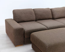 Load image into Gallery viewer, Asko 4-istuttava kulmasohva ja rahi ruskea