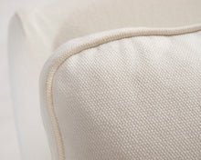 Lataa kuva Galleria-katseluun, 3-istuttava kangassohva valkoinen