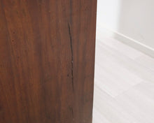 Lataa kuva Galleria-katseluun, Antiikkinen lipasto