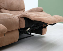 Lataa kuva Galleria-katseluun, 3-istuttava mekanismisohva beige