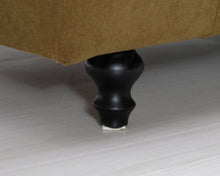 Load image into Gallery viewer, Asko 2,5-istuttava kangassohva vihreä