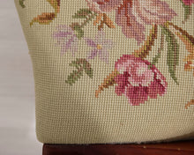 Lataa kuva Galleria-katseluun, Antiikkityylinen tuoli