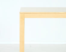 Lataa kuva Galleria-katseluun, Arktis Tempo t43 sivupöytä