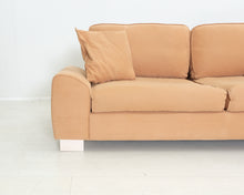 Load image into Gallery viewer, Asko Kielo 2,5-istuttava kangassohva ruskea