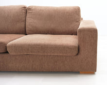 Lataa kuva Galleria-katseluun, 3-istuttava kangassohva ruskea
