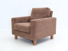 Lataa kuva Galleria-katseluun, Adea Zeno nojatuoli tummanruskea alcantara