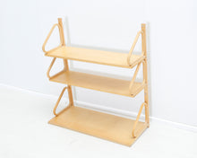 Lataa kuva Galleria-katseluun, Artek 112B-3 seinähylly