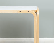 Lataa kuva Galleria-katseluun, Artek Kari pöytä