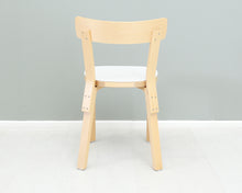 Lataa kuva Galleria-katseluun, Artek 69 tuoli valkoinen laminaatti