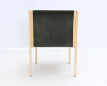 Load image into Gallery viewer, Artek Pentti Heinonen käsinojallinen tuoli