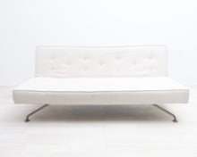 Lataa kuva Galleria-katseluun, Boconcept 3-istuttava vuodesohva valkoinen