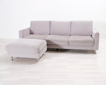 Lataa kuva Galleria-katseluun, 3-istuttava kangassohva vaaleanharmaa