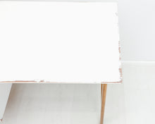 Lataa kuva Galleria-katseluun, 60-luvun pieni työpöytä