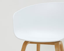 Lataa kuva Galleria-katseluun, Hay About a Chair AAC21 tuoli