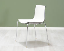 Lataa kuva Galleria-katseluun, Arper Catifa tuoli mustavalkoinen