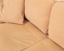 Load image into Gallery viewer, Asko Kielo 2,5-istuttava kangassohva ruskea