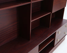 Lataa kuva Galleria-katseluun, 70-luvun kirjahylly