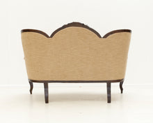 Lataa kuva Galleria-katseluun, Antiikkisohva lauritzon-kankaalla