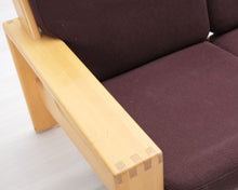 Load image into Gallery viewer, Asko Bonanza 3-istuttava kangassohva viininpunainen