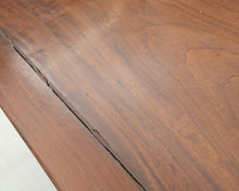 Lataa kuva Galleria-katseluun, Antiikki sivupöytä