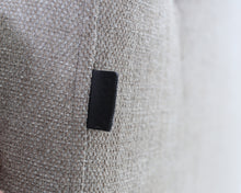 Load image into Gallery viewer, Asko Sofia 2-istuttava kangassohva beige