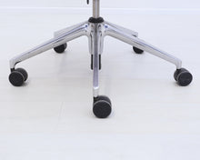 Lataa kuva Galleria-katseluun, Vitra Mesh työtuoli