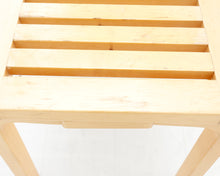 Load image into Gallery viewer, Artek ritiläpenkki 153A