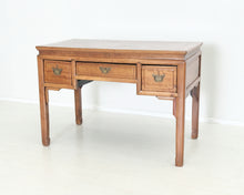 Lataa kuva Galleria-katseluun, Antiikki sivupöytä