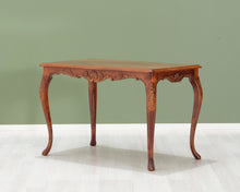 Lataa kuva Galleria-katseluun, Antiikkinen sivupöytä