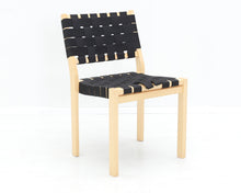 Lataa kuva Galleria-katseluun, Artek 611 tuoli musta satulavyö (kohtalainen)