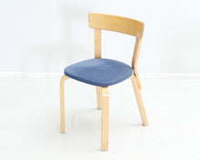 Lataa kuva Galleria-katseluun, Artek 69 ruokatuoli sininen