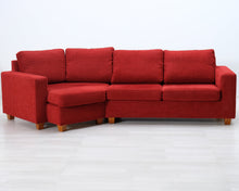 Load image into Gallery viewer, Asko 4-istuttava kulmasohva punainen