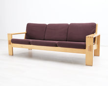 Load image into Gallery viewer, Asko Bonanza 3-istuttava kangassohva viininpunainen