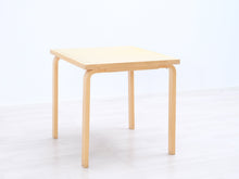 Load image into Gallery viewer, Artek pöytä 70 x 80 cm koivu / vaaleanvihreä