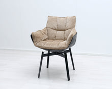 Load image into Gallery viewer, B&B Italia Husk ruokatuoli beige