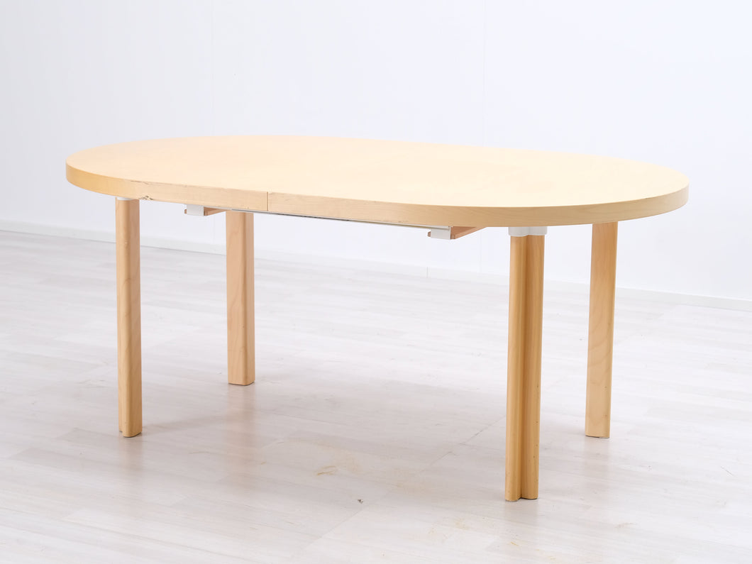 Artek H99 jatkettava ruokapöytä