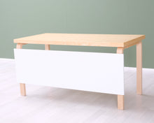 Load image into Gallery viewer, Artek työpöytä 70 x 150 cm koivu / valkoinen
