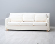 Lataa kuva Galleria-katseluun, Artek 593 3-istuttava kangassohva valkoinen
