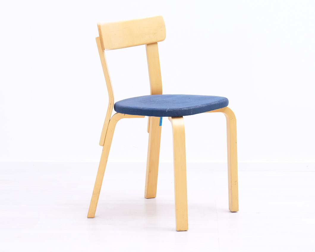 Artek 69 tuoli koivu / tummansininen