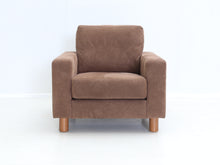 Lataa kuva Galleria-katseluun, Adea Zeno nojatuoli tummanruskea alcantara
