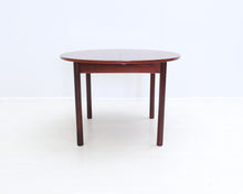 Lataa kuva Galleria-katseluun, 80-luvun ruokapöytä
