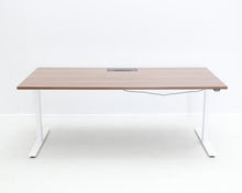 Lataa kuva Galleria-katseluun, Sähköpöytä puunvärisellä pöytälevyllä
