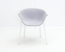 Lataa kuva Galleria-katseluun, Alias Kobi Chair istuintyynyllä
