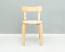 Lataa kuva Galleria-katseluun, Artek 69 tuoli valkoinen laminaatti
