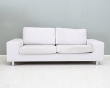 Lataa kuva Galleria-katseluun, 3-istuttava kangassohva vaalea beige
