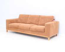 Lataa kuva Galleria-katseluun, Interface 3-istuttava Alcantara sohva ruskea
