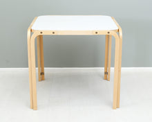 Lataa kuva Galleria-katseluun, Artek Kari pöytä

