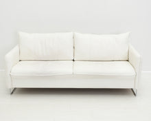 Ladda upp bild till gallerivisning, Pohjanmaan Chic 3h-sohva Soft Antique-nahka valkoinen
